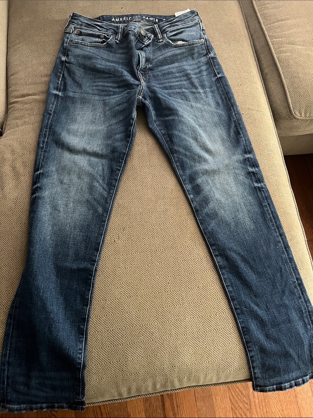 American Eagle Outfitters Men’s Straight Leg Faded Blue Jeans
